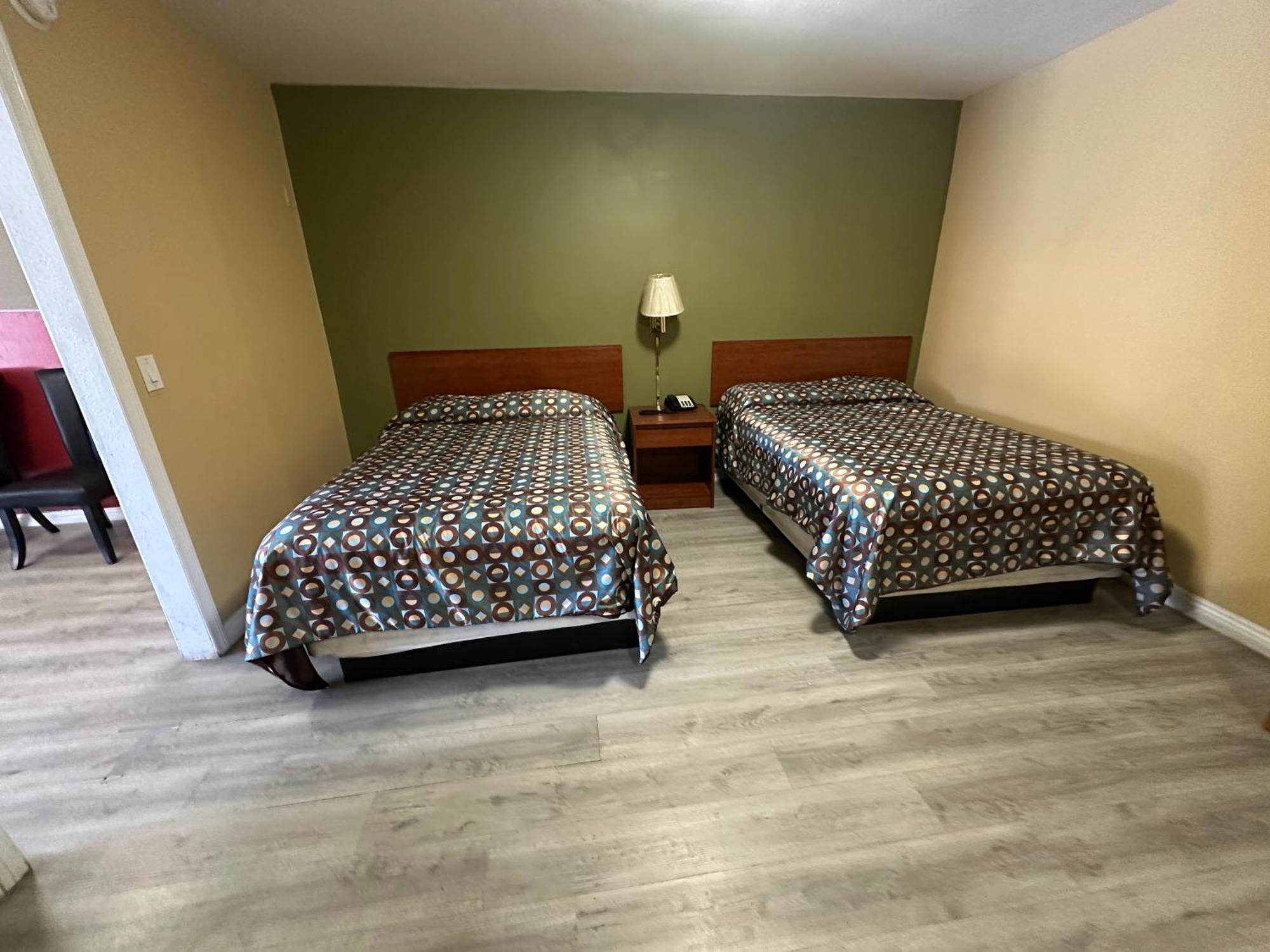 Desert Inn Motel Corona Bagian luar foto